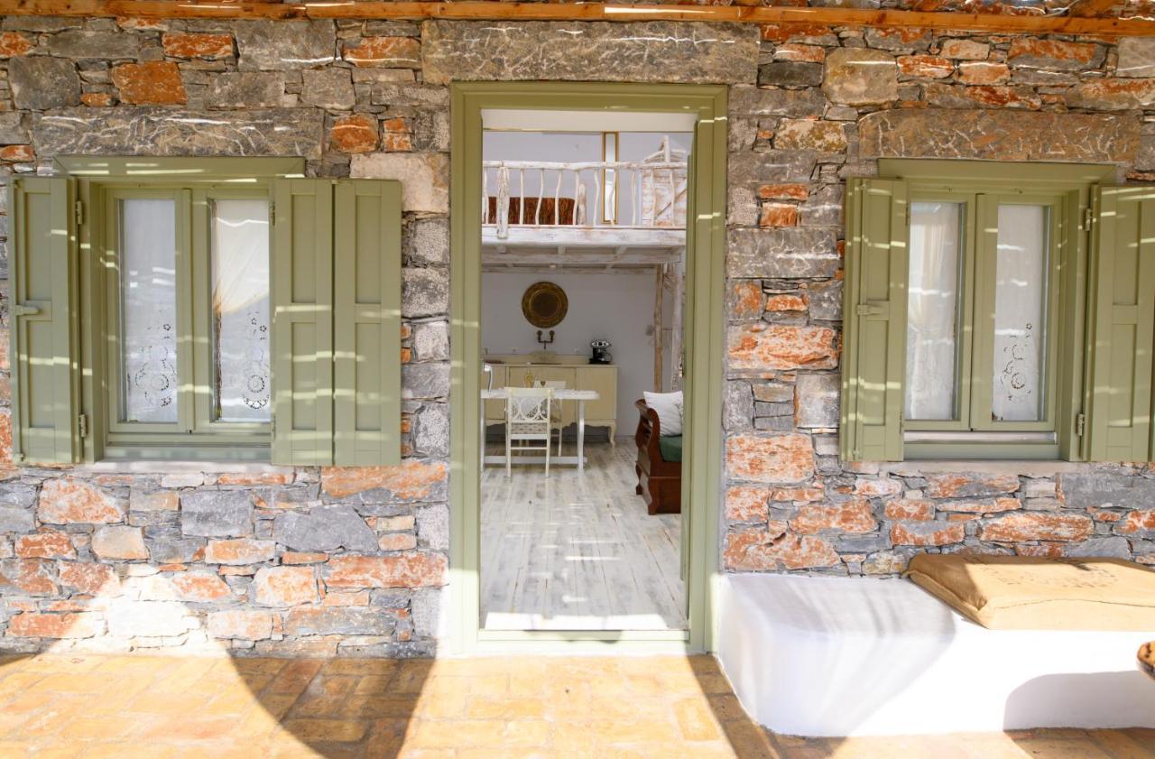 Aliori Art Caves Hotel Aegiali Exterior photo